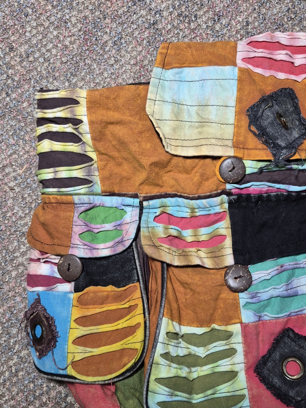 Colorful Patchwork Canvas Backpack — Multicolor Boho Style - Picture 2 of 10